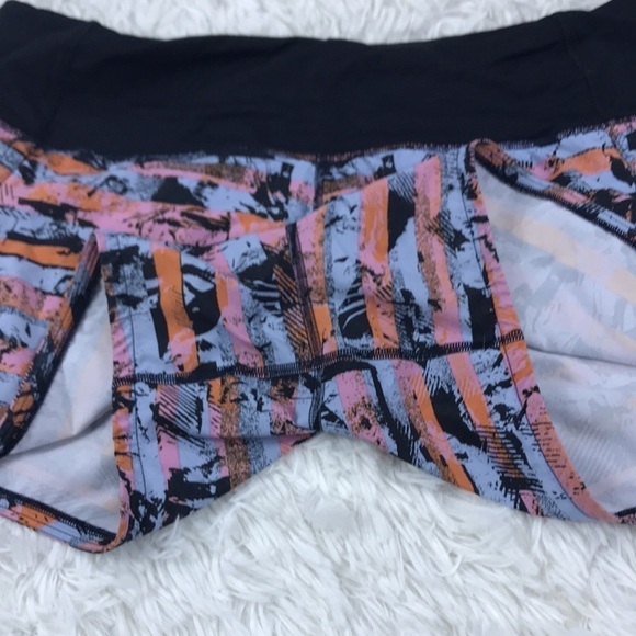 Lululemon Run Times Short II *4" Inversion Multi / Black - Picture 2 of 6